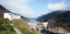大朝山水電站廠房橋機、尾水臺車控制系統(tǒng)電氣設備順利驗收出廠