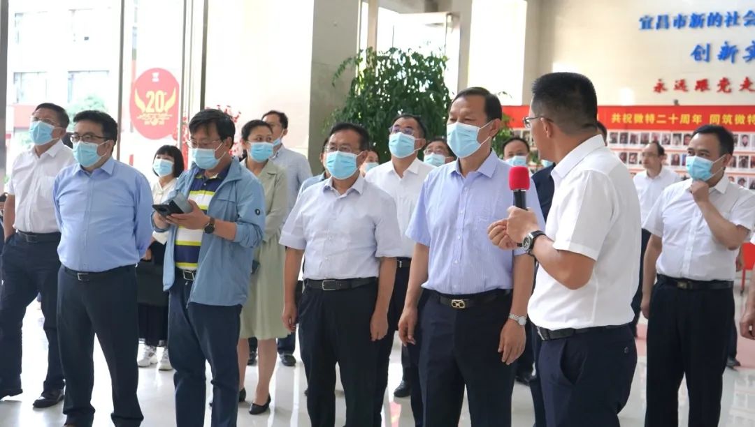 馬國強率部分全國人大代表、省代表來微特調(diào)研科技創(chuàng)新工作